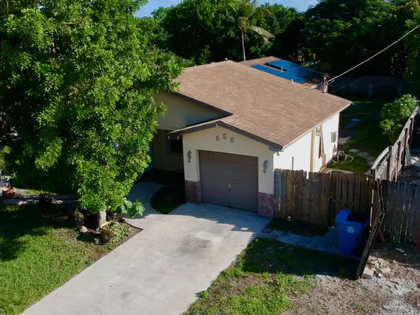 656 NW 1st AVE, Boynton Beach, FL 33426