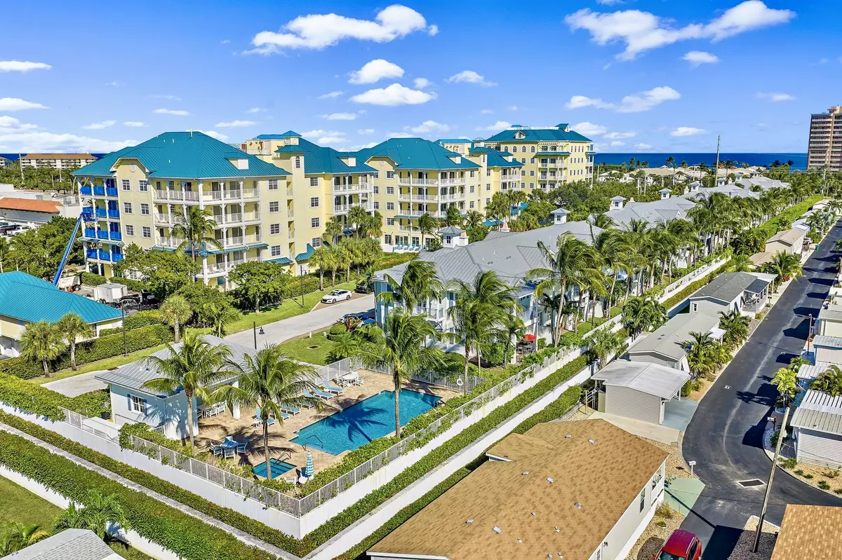 Juno Beach, FL 33408,138 Ocean Breeze DR