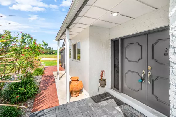 Boynton Beach, FL 33437,5695 Ainsley CT