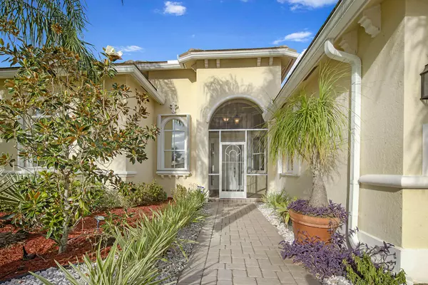 Lake Worth, FL 33467,6973 Finamore CIR