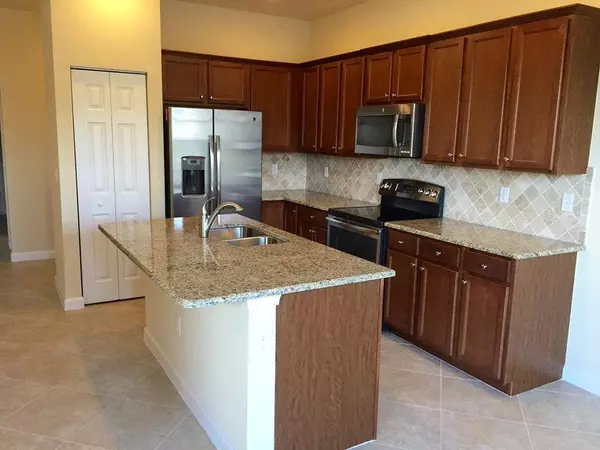 Wellington, FL 33449,10217 Wellington Parc DR