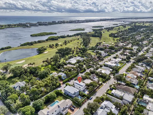 Lake Worth Beach, FL 33460,1517 N Lakeside DR