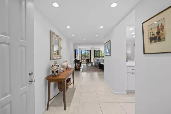 Highland Beach, FL 33487,3420 S Ocean BLVD 3p