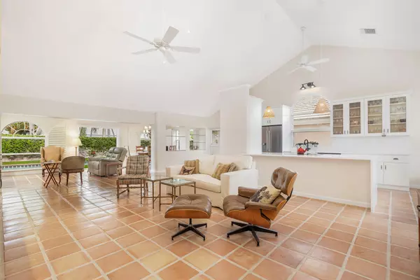 West Palm Beach, FL 33409,2725 Meadowlark LN