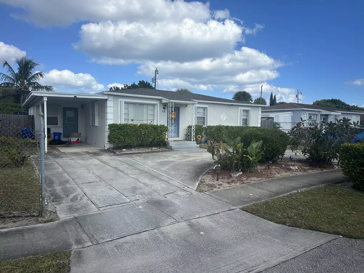 Riviera Beach, FL 33404,430 W 25th ST