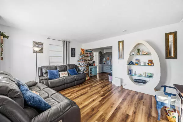 Riviera Beach, FL 33404,430 W 25th ST