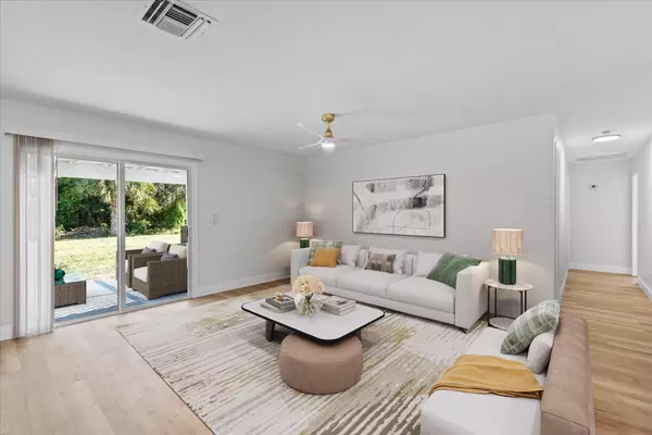 Hobe Sound, FL 33455,8379 SE Camellia DR