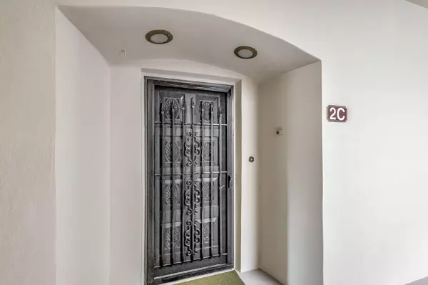 Palm Beach Gardens, FL 33418,11811 Avenue Of The Pga 2-2c