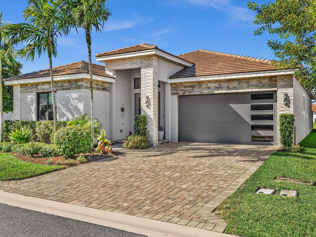 Lake Worth, FL 33463,7291 Estero DR