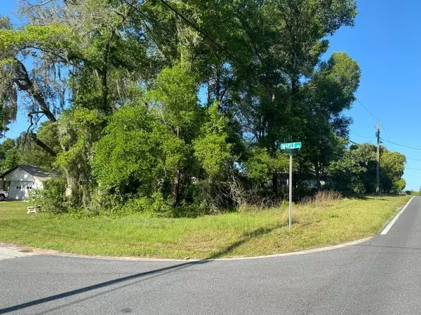 Inverness, FL 34452,1020 Maple AVE