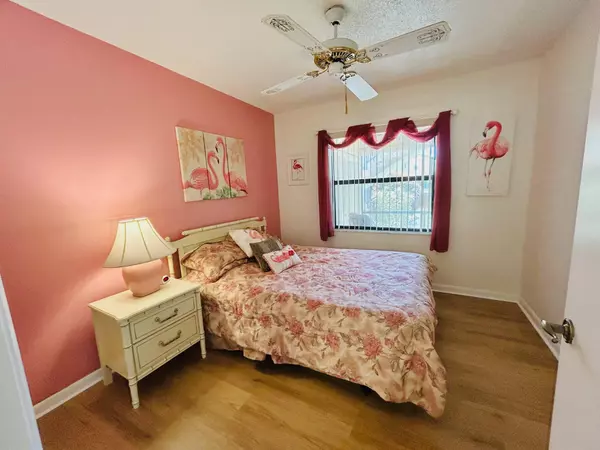 Lake Worth, FL 33467,7106 Golf Colony CT 104