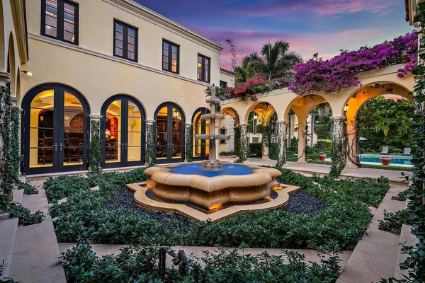 Palm Beach, FL 33480,143 Clarendon AVE