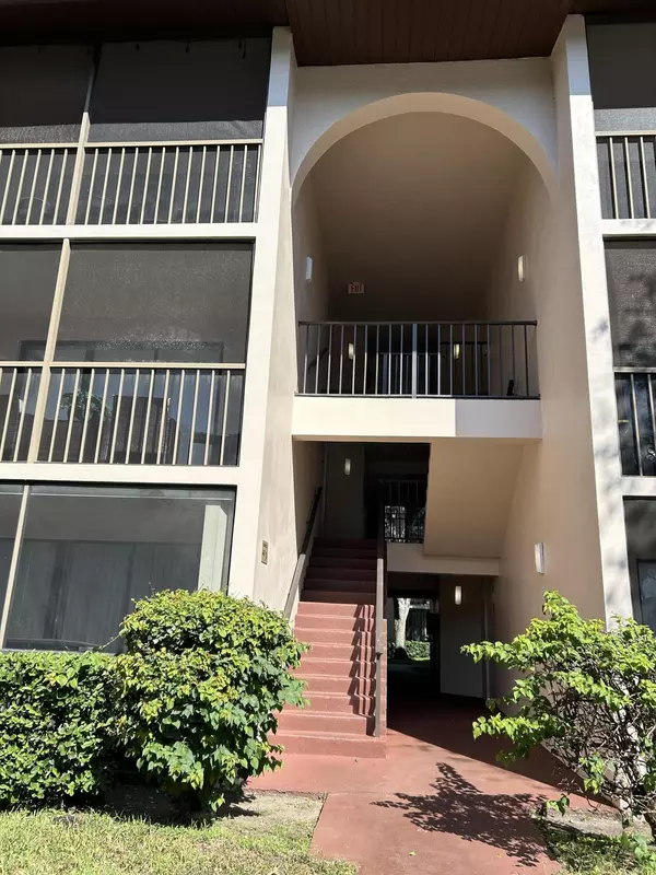 206 Foxtail DR C3, Greenacres, FL 33415