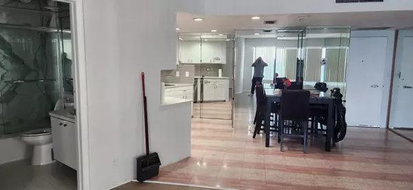 Fort Lauderdale, FL 33308,3700 Galt Ocean DR 1702