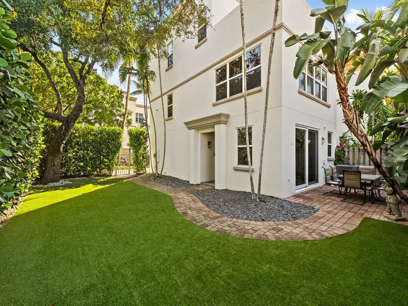 705 SW 4th AVE, Fort Lauderdale, FL 33315