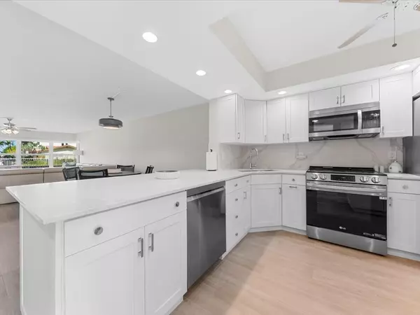 Fort Lauderdale, FL 33308,3111 NE 51st ST 101c