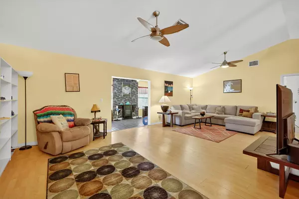 Port Saint Lucie, FL 34983,1622 SE Nancy LN