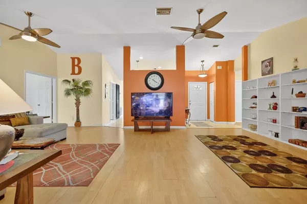 Port Saint Lucie, FL 34983,1622 SE Nancy LN