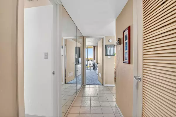 2505 S Ocean BLVD 601, Palm Beach, FL 33480