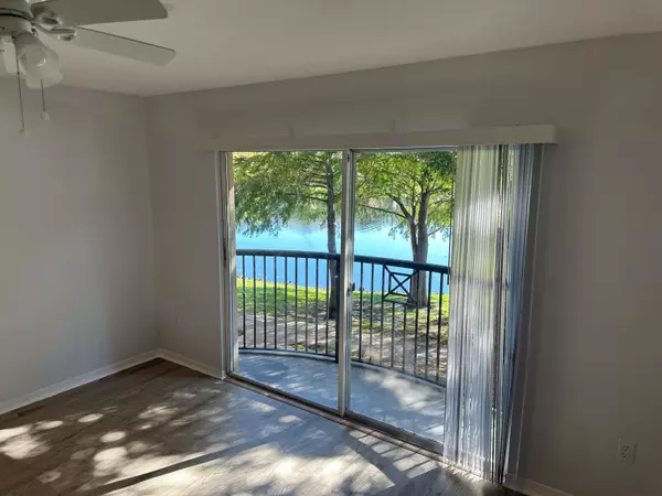 West Palm Beach, FL 33417,4179 N Haverhill RD 609