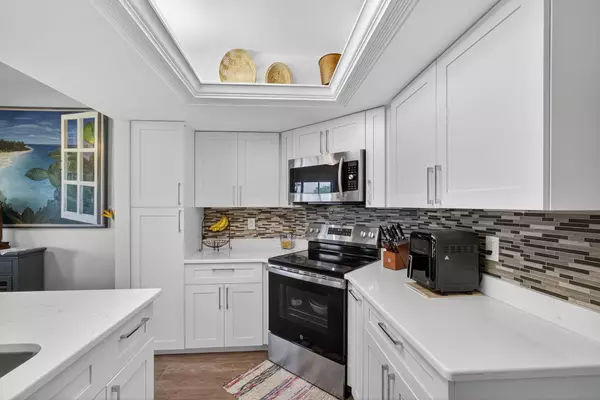 Juno Beach, FL 33408,403 Sea Oats DR C