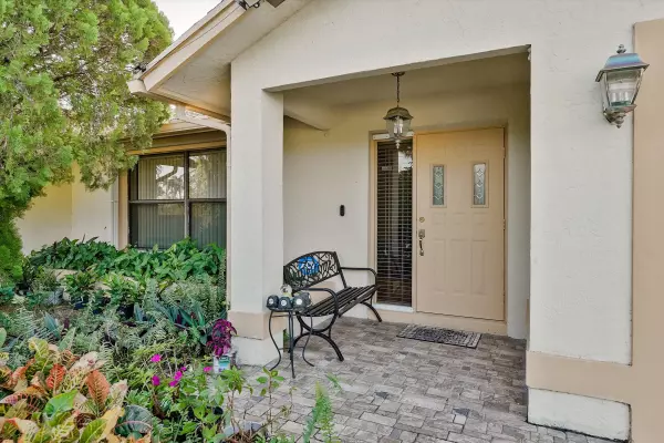 Wellington, FL 33414,13790 Paddock DR