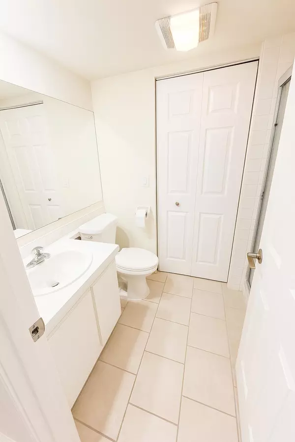 Palm Springs, FL 33461,238 Lake Arbor DR