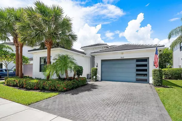 Lake Worth, FL 33463,7217 Stella LN