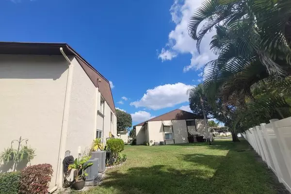 Greenacres, FL 33463,3626 La Mar CT A-1