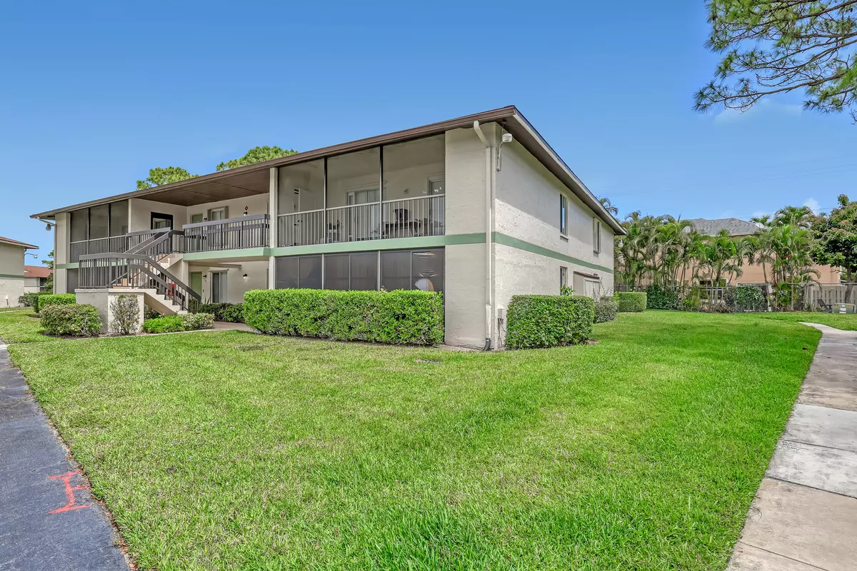 Jupiter, FL 33458,6257 Chasewood DR B