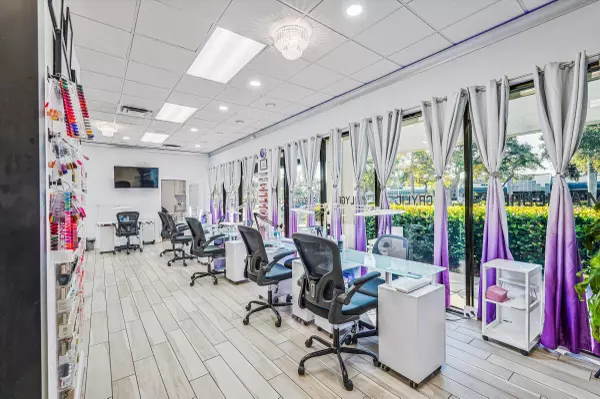 West Palm Beach, FL 33415