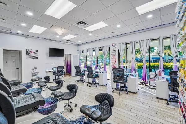 West Palm Beach, FL 33415