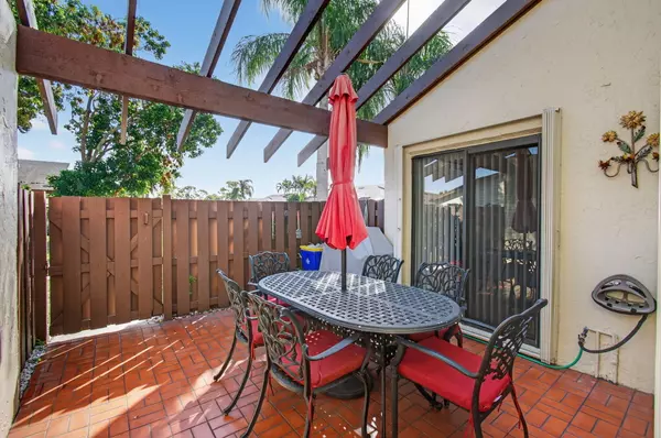 Delray Beach, FL 33484,5100 Nesting WAY C