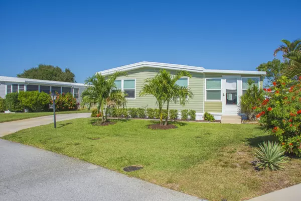 Jensen Beach, FL 34957,151 Sharyon LN