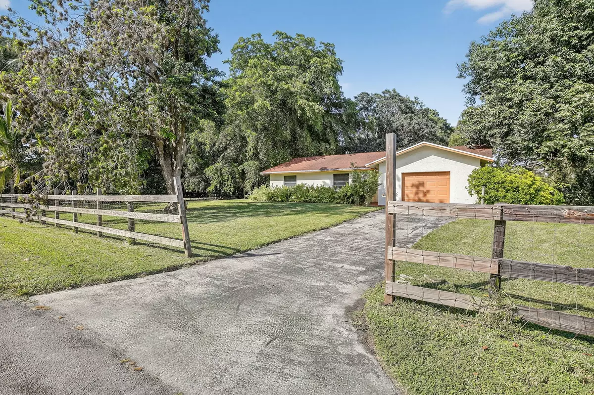 Davie, FL 33325,14791 SW 23rd CT