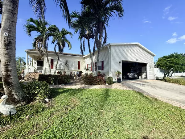 Lantana, FL 33462,6403 Birch LN