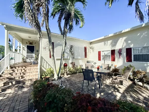 Lantana, FL 33462,6403 Birch LN