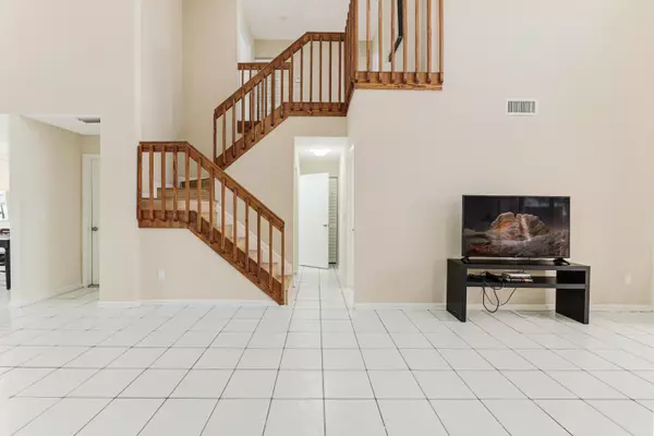 Wellington, FL 33414,13506 Fountain View BLVD