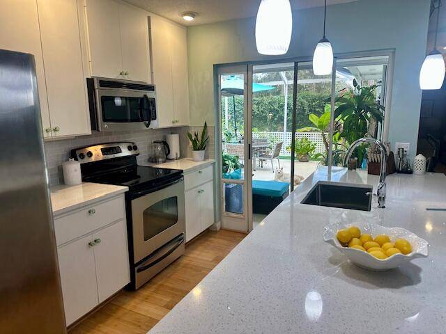 9303 Chapman Oak CT, Palm Beach Gardens, FL 33410