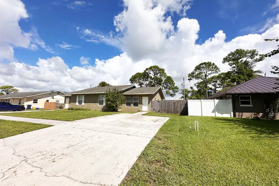 6171 Heather ST, Jupiter, FL 33458
