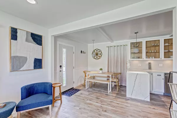 West Palm Beach, FL 33405,385 Hunter ST