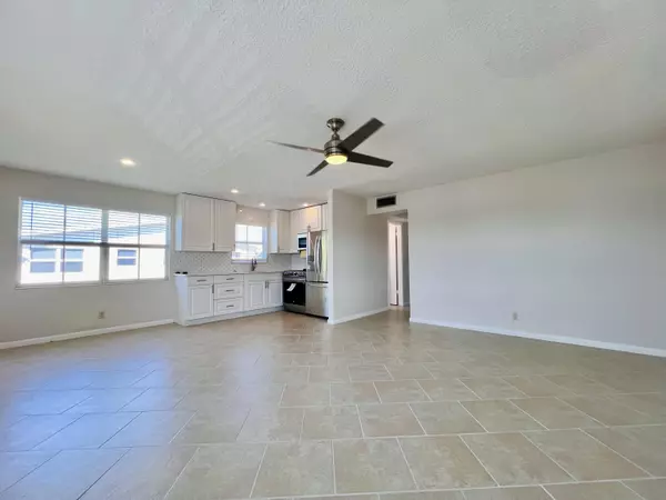 West Palm Beach, FL 33417,152 Chatham G