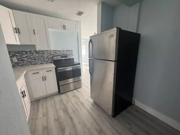 West Palm Beach, FL 33407,518 49th ST