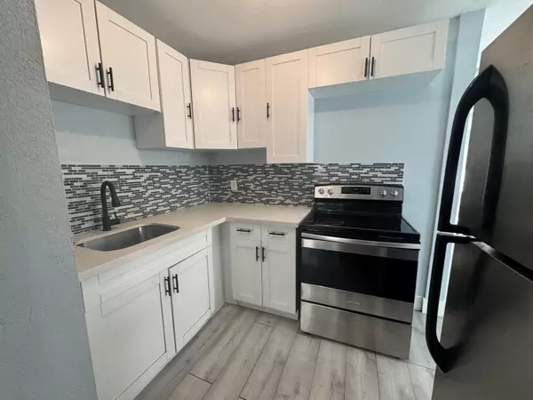 West Palm Beach, FL 33407,518 49th ST