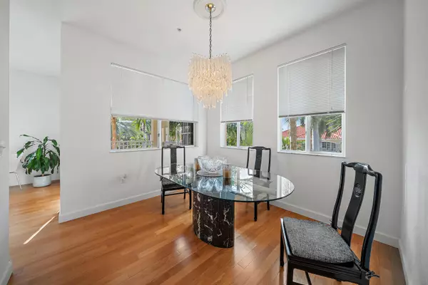 Palm Beach Gardens, FL 33410,11011 Legacy LN 306