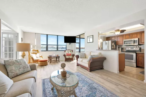 Jupiter, FL 33469,1542 Jupiter Cove DR 104