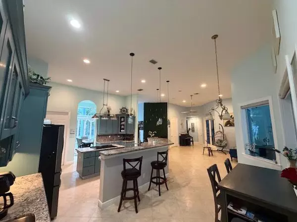 Stuart, FL 34997,11666 SW Meadowlark CIR