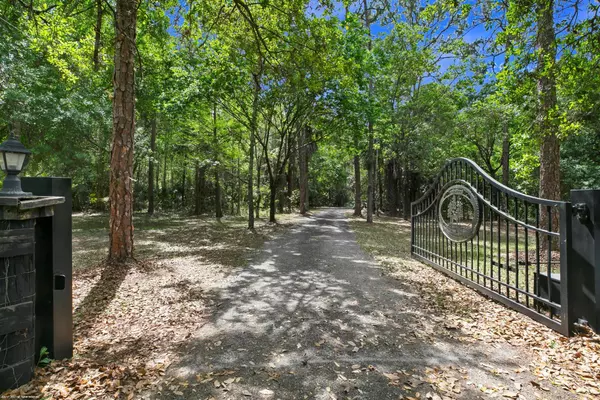 Loxahatchee Groves, FL 33470,14148 Okeechobee BLVD