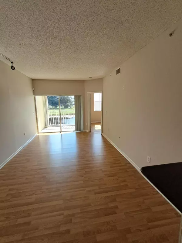 Wellington, FL 33414,2100 Greenview Shores BLVD 510