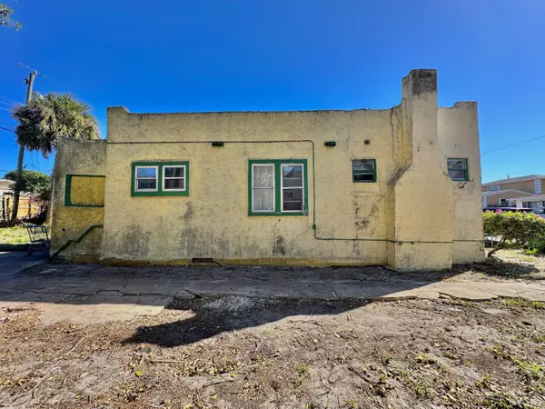 Riviera Beach, FL 33404,1150 W 25th ST